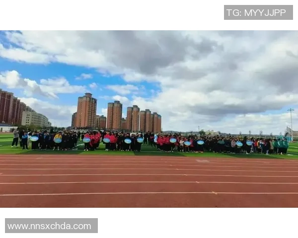 小学足球比赛精彩落幕各班队伍展现团结拼搏精神 小学足球比赛精彩落幕各班队伍展现团结拼搏精神